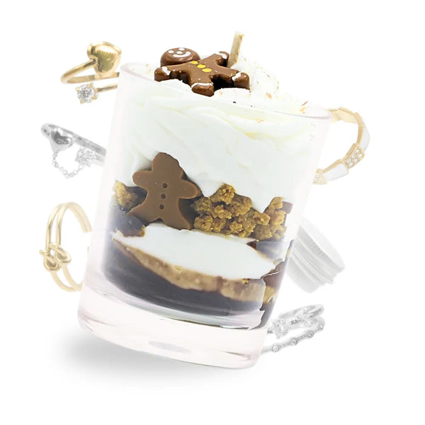 Bougie bijou pain d'épices - bague Les Fées Mères, bougie artisanale avec bijou surprise, fabrication artisanale française.