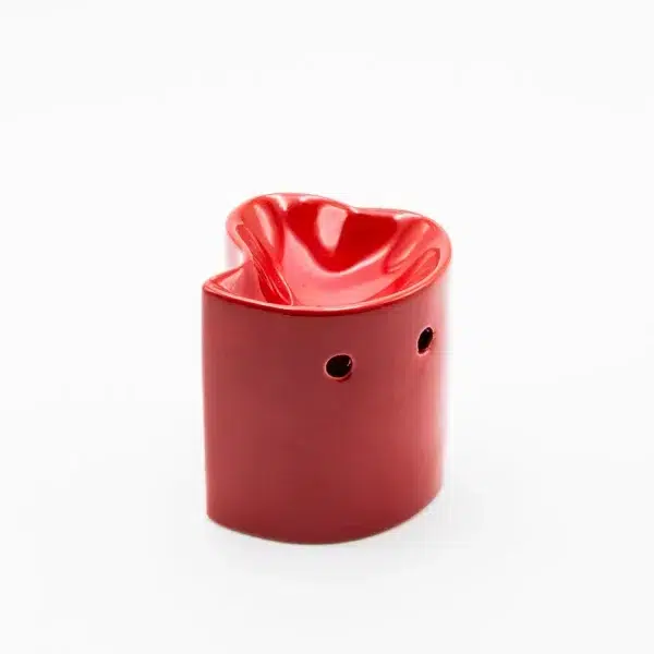 cette photo représente le brule parfum coeur rouge