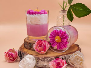 cette photo représente la bougie gourmande fleur de coton