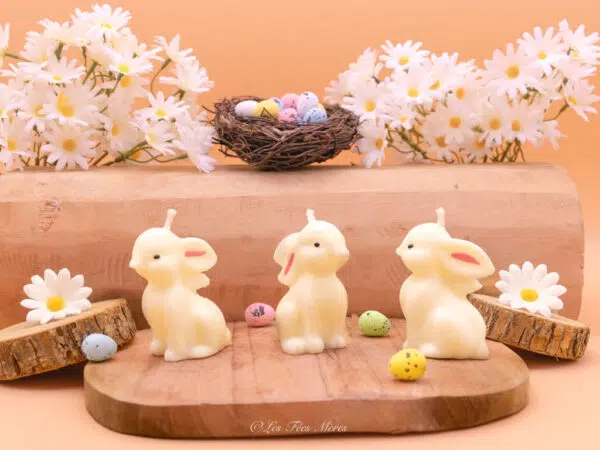 cette photo représente la bougie décorative lapin parfumée nougat