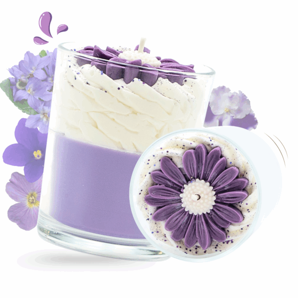 cette photo représente la grande bougie gourmande violette